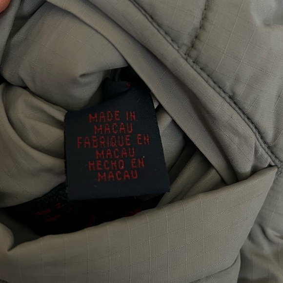 Vintage Men’s Ralph Lauren Black/Gray Reversible Vest, Nylon & Cotton; Size M - Picture 7 of 12